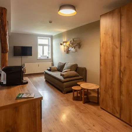 여관 Obere Muehle 3*